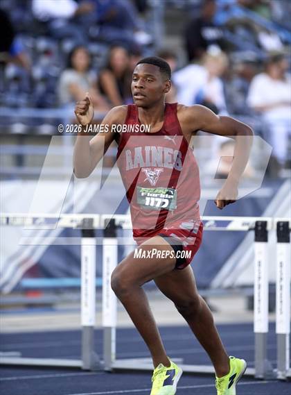 Thumbnail 2 in Bob Hayes Invitational (400m Hurdles) photogallery.
