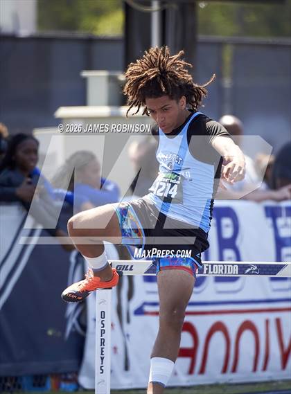 Thumbnail 2 in Bob Hayes Invitational (400m Hurdles) photogallery.