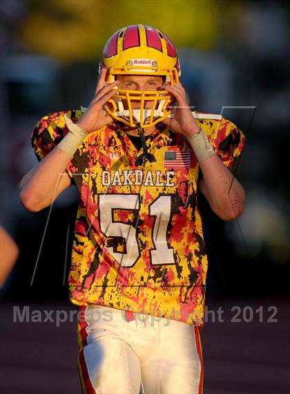 Thumbnail 3 in Oceanside vs. Oakdale (Battle for Veterans) photogallery.