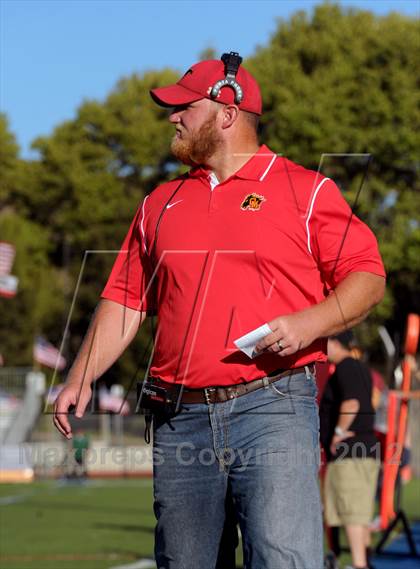 Thumbnail 2 in Oceanside vs. Oakdale (Battle for Veterans) photogallery.