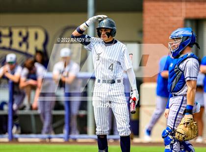 Thumbnail 3 in Keller vs Weatherford Baseball (UIL 6A Baseball Region 1 Regional Quarterfinal - Game 2) photogallery.