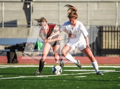 Thumbnail 2 in Point Loma @ Del Norte photogallery.