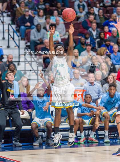 Thumbnail 1 in Rocky Hill vs. Kolbe-Cathedral (CIAC D4 Final) photogallery.