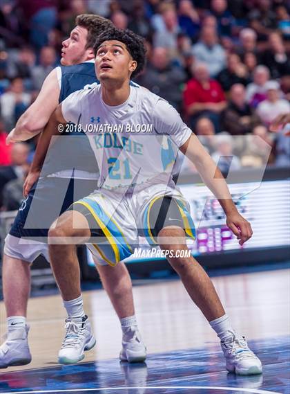 Thumbnail 2 in Rocky Hill vs. Kolbe-Cathedral (CIAC D4 Final) photogallery.