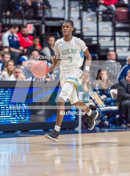 Thumbnail 2 in Rocky Hill vs. Kolbe-Cathedral (CIAC D4 Final) photogallery.