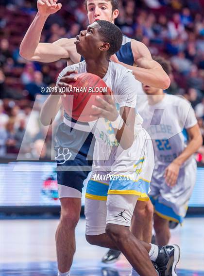 Thumbnail 2 in Rocky Hill vs. Kolbe-Cathedral (CIAC D4 Final) photogallery.