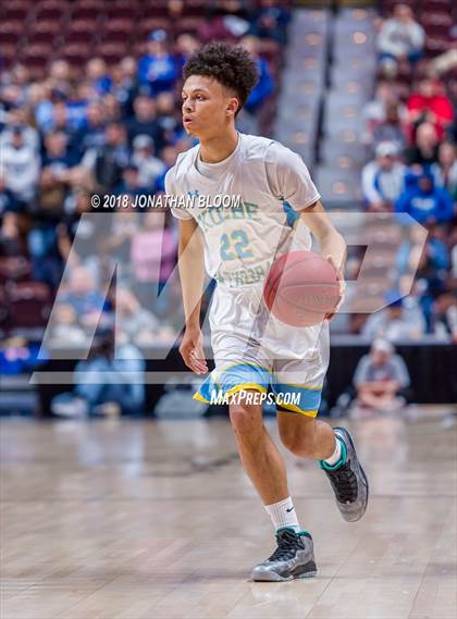 Thumbnail 3 in Rocky Hill vs. Kolbe-Cathedral (CIAC D4 Final) photogallery.