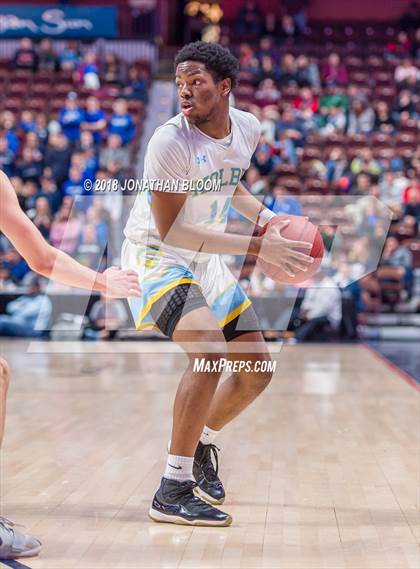 Thumbnail 1 in Rocky Hill vs. Kolbe-Cathedral (CIAC D4 Final) photogallery.