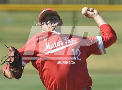 Thumbnail 3 in Dana Hills vs. Mater Dei (Game 1) photogallery.