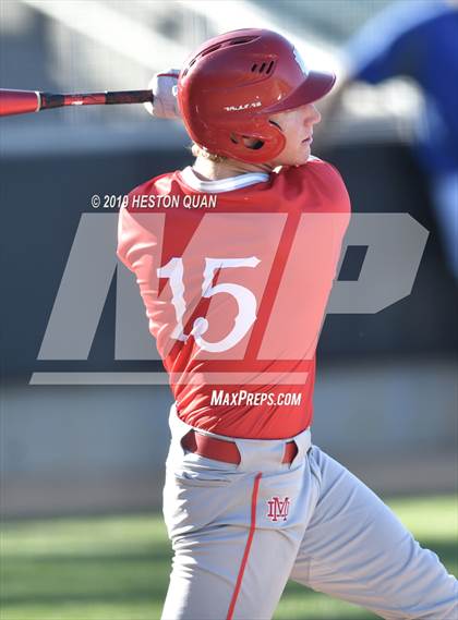 Thumbnail 2 in Dana Hills vs. Mater Dei (Game 1) photogallery.