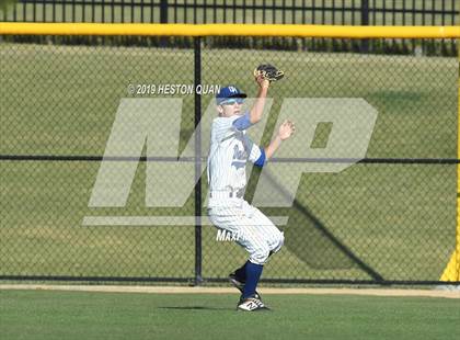 Thumbnail 2 in Dana Hills vs. Mater Dei (Game 1) photogallery.