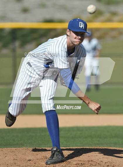 Thumbnail 2 in Dana Hills vs. Mater Dei (Game 1) photogallery.