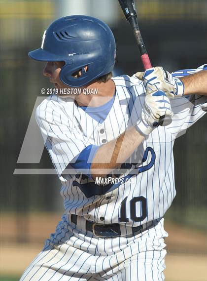 Thumbnail 1 in Dana Hills vs. Mater Dei (Game 1) photogallery.