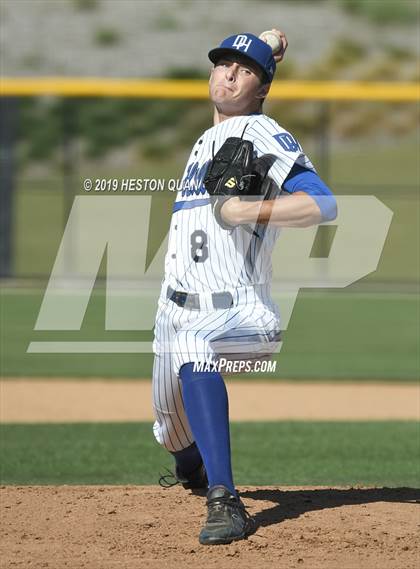 Thumbnail 2 in Dana Hills vs. Mater Dei (Game 1) photogallery.