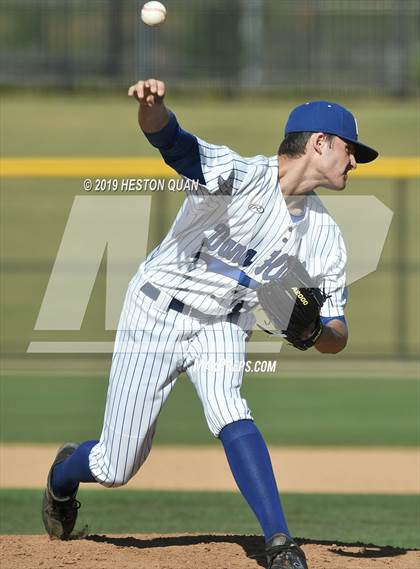 Thumbnail 1 in Dana Hills vs. Mater Dei (Game 1) photogallery.