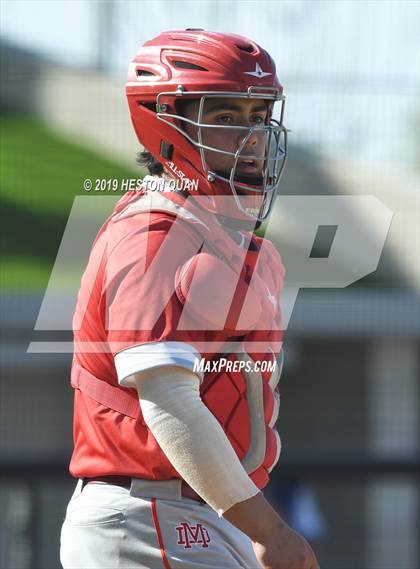 Thumbnail 2 in Dana Hills vs. Mater Dei (Game 1) photogallery.