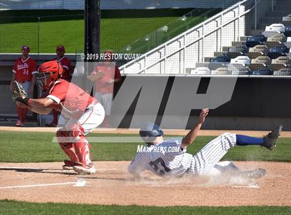 Thumbnail 3 in Dana Hills vs. Mater Dei (Game 1) photogallery.