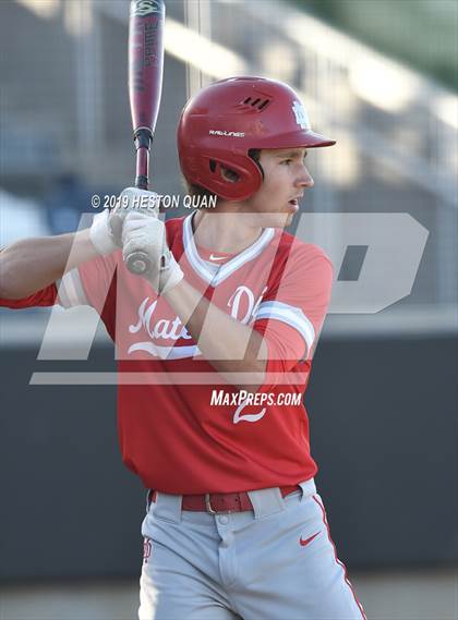 Thumbnail 2 in Dana Hills vs. Mater Dei (Game 1) photogallery.