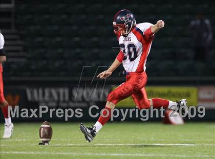 Thumbnail 1 in Webster-Schroeder vs. North Tonawanda (NYSPHSAA Class AA Quarterfinal) photogallery.