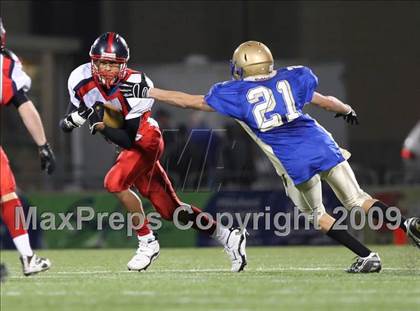 Thumbnail 2 in Webster-Schroeder vs. North Tonawanda (NYSPHSAA Class AA Quarterfinal) photogallery.