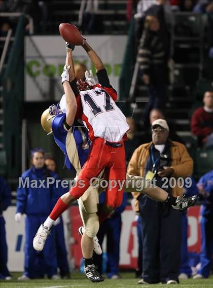 Thumbnail 1 in Webster-Schroeder vs. North Tonawanda (NYSPHSAA Class AA Quarterfinal) photogallery.
