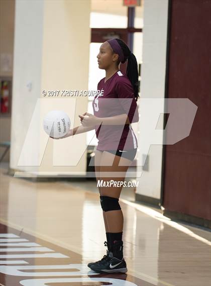 Thumbnail 2 in Notre Dame vs Paloma Valley (CIF SS D6 Quarterfinal) photogallery.
