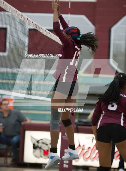 Thumbnail 2 in Notre Dame vs Paloma Valley (CIF SS D6 Quarterfinal) photogallery.