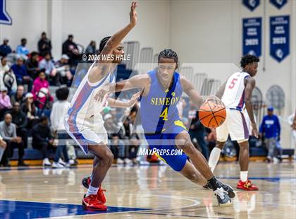 Thumbnail 3 in Simeon vs Duncanville photogallery.