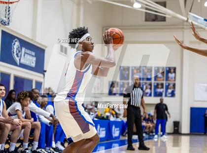 Thumbnail 3 in Simeon vs Duncanville photogallery.