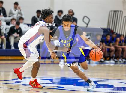 Thumbnail 3 in Simeon vs Duncanville photogallery.