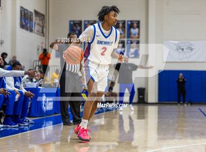 Thumbnail 1 in Simeon vs Duncanville photogallery.