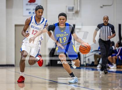Thumbnail 3 in Simeon vs Duncanville photogallery.