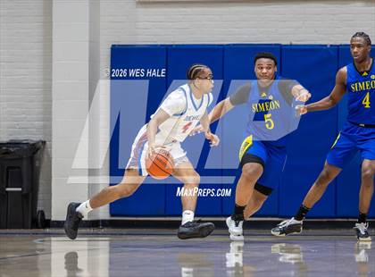Thumbnail 2 in Simeon vs Duncanville photogallery.