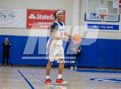 Thumbnail 2 in Simeon vs Duncanville photogallery.