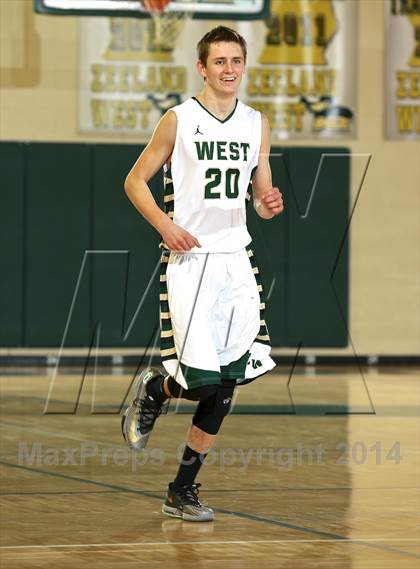Thumbnail 3 in Reeths-Puffer vs. Zeeland West photogallery.