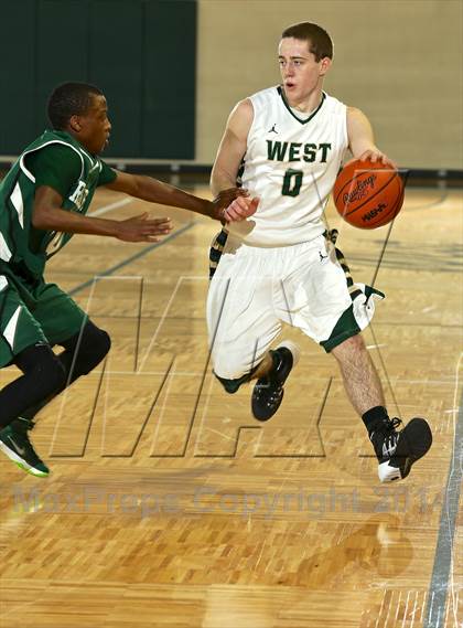 Thumbnail 3 in Reeths-Puffer vs. Zeeland West photogallery.