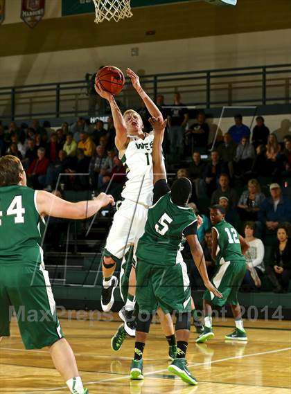 Thumbnail 1 in Reeths-Puffer vs. Zeeland West photogallery.