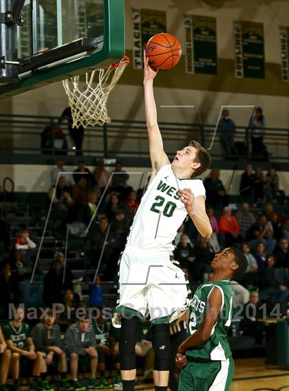 Thumbnail 1 in Reeths-Puffer vs. Zeeland West photogallery.
