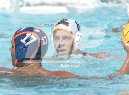 Thumbnail 1 in Roosevelt vs Lakeside photogallery.