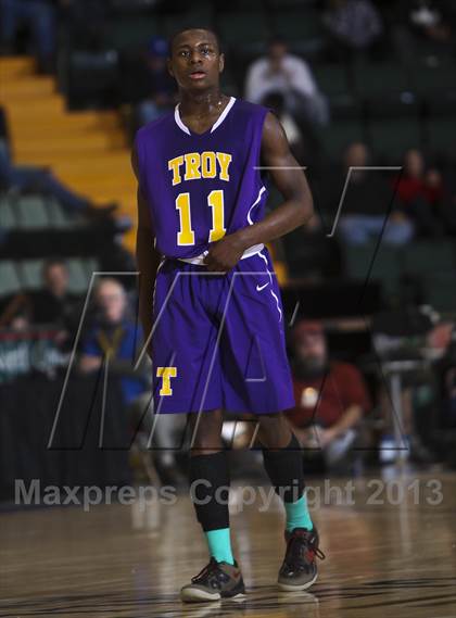 Thumbnail 2 in Bishop Kearney vs. Troy (NYSPHSAA Class AA Semifinal) photogallery.