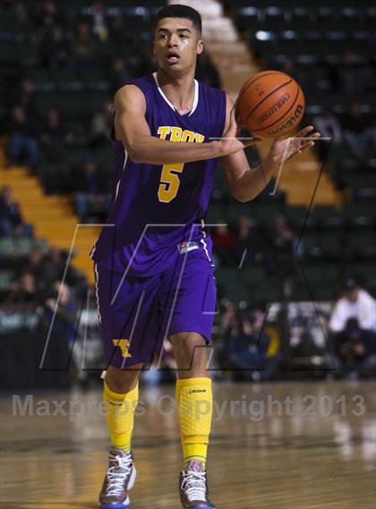 Thumbnail 1 in Bishop Kearney vs. Troy (NYSPHSAA Class AA Semifinal) photogallery.