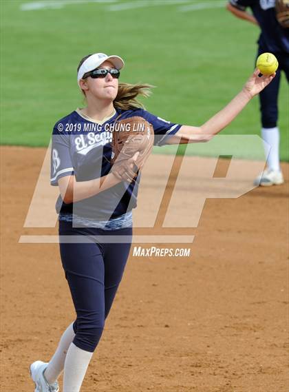 Thumbnail 2 in El Segundo vs. Godinez Fundamental (CIF SS D4 Final) photogallery.