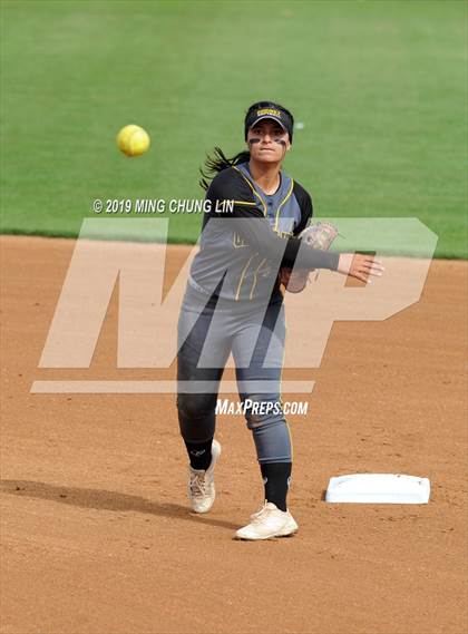 Thumbnail 2 in El Segundo vs. Godinez Fundamental (CIF SS D4 Final) photogallery.