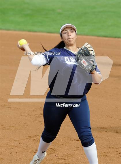 Thumbnail 3 in El Segundo vs. Godinez Fundamental (CIF SS D4 Final) photogallery.