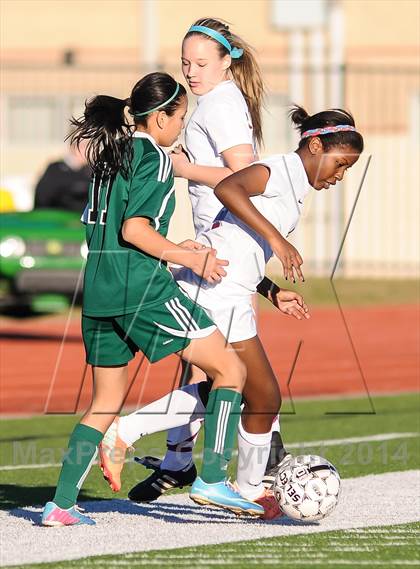 Thumbnail 3 in Rowlett vs Berkner (Wylie ISD Winter Classic) photogallery.