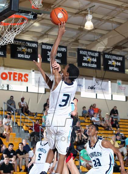 Thumbnail 3 in Port Charlotte vs. Berkeley Prep (City of Palms Classic) photogallery.