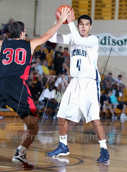 Thumbnail 2 in Port Charlotte vs. Berkeley Prep (City of Palms Classic) photogallery.