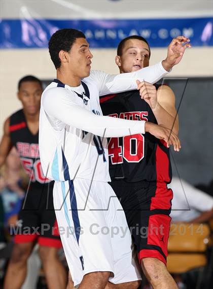Thumbnail 1 in Port Charlotte vs. Berkeley Prep (City of Palms Classic) photogallery.