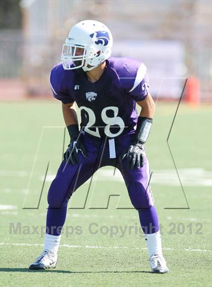Thumbnail 3 in Franklin vs. Thousand Oaks (Battle for Veterans) photogallery.