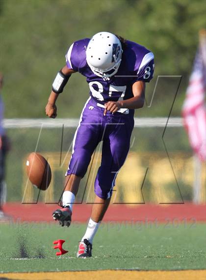 Thumbnail 3 in Franklin vs. Thousand Oaks (Battle for Veterans) photogallery.